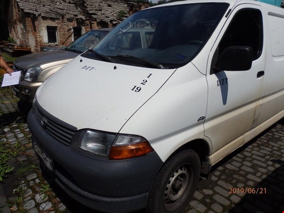 Used Toyota HIACE Delivery van for Sale (Auction Premium) | NetBid Industrial Auctions